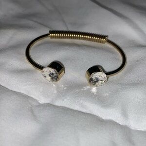 Bangle bracelet
